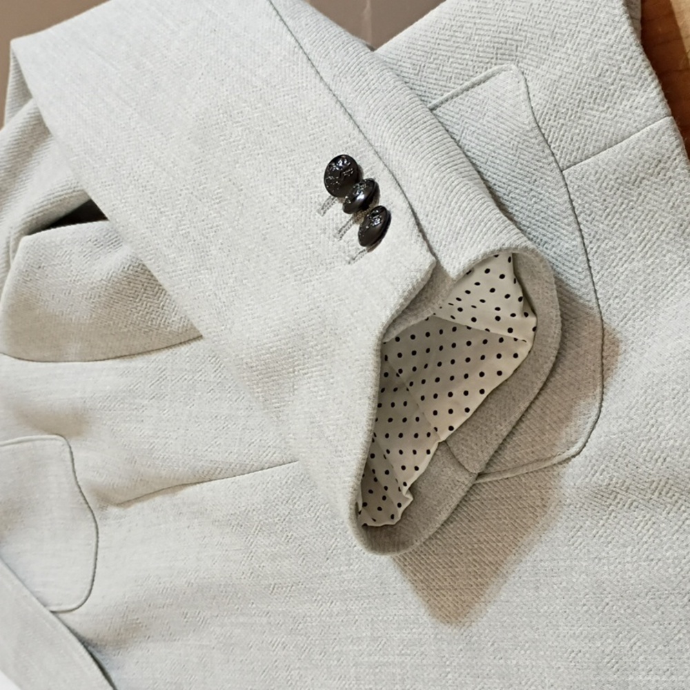 Banana Republic Light Gray Linen-Blend Notch Lapel Blazer - Picture 6 of 9